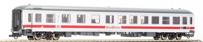 Restaurant car in IC livery<br /><a href='images/pictures/Roco/45858.jpg' target='_blank'>Full size image</a>
